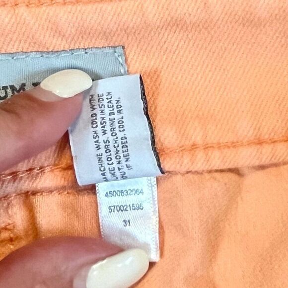 Chico’s Orange Cropped Platinum Denim Ultimate Fit Size 1, 8 - Picture 6 of 11